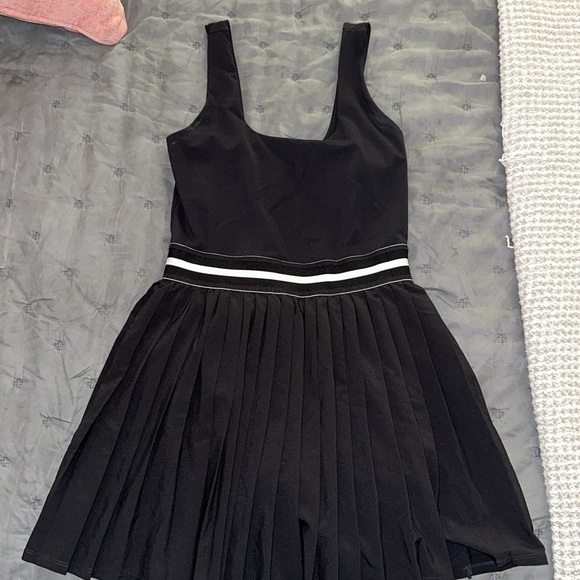 Women’s pleated active dress size small all in motion black - Picture 4 of 4